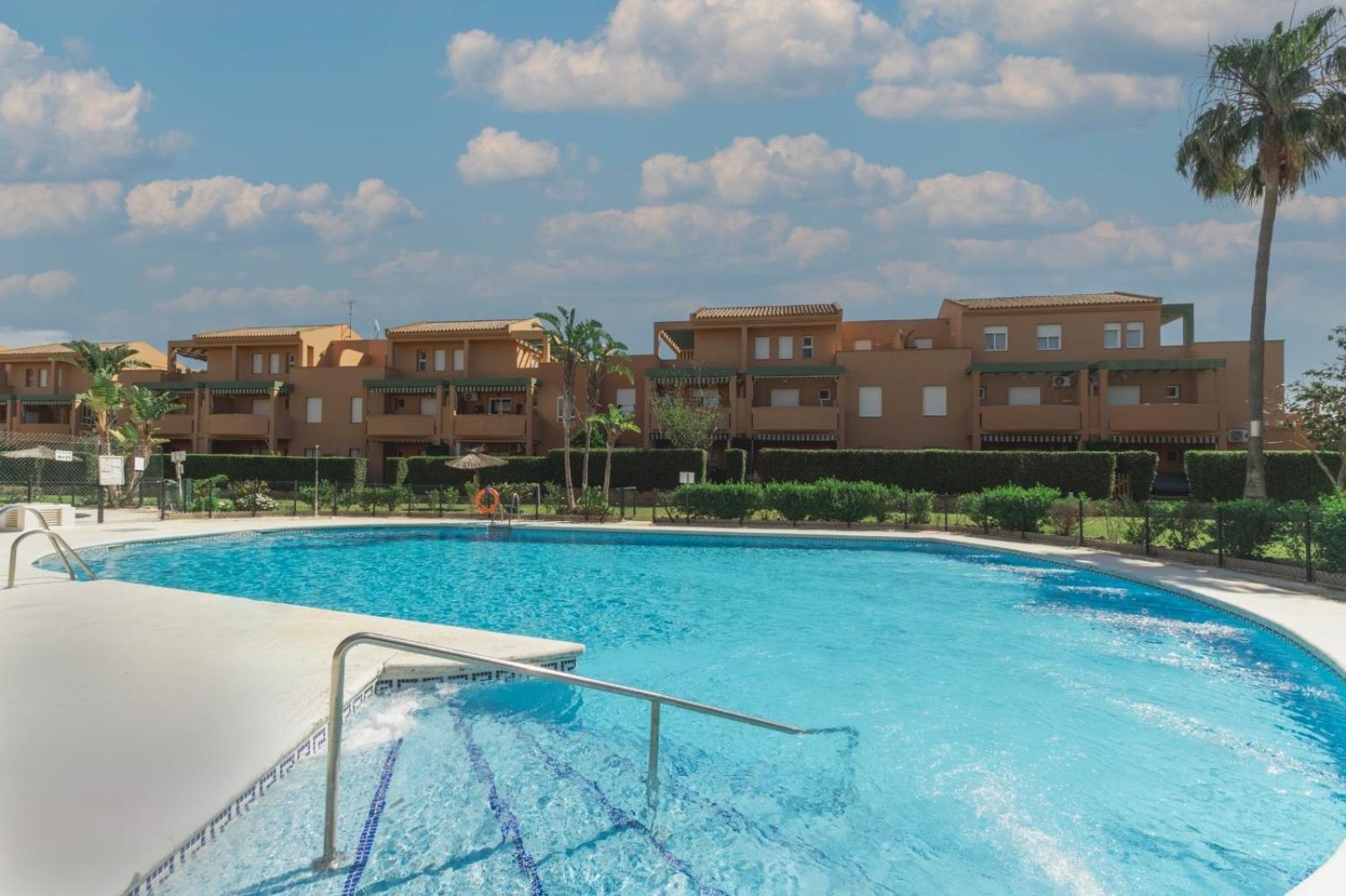 Urbanizacion Jardin Del Golf 1 Daire Novo Sancti Petri Dış mekan fotoğraf
